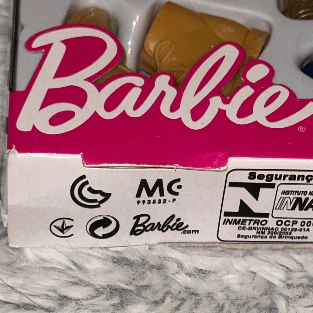Barbie Doll Accessories 4 Pack Flat Shoes Red Bronze Tan Navy GJN53 GHW73 NEW